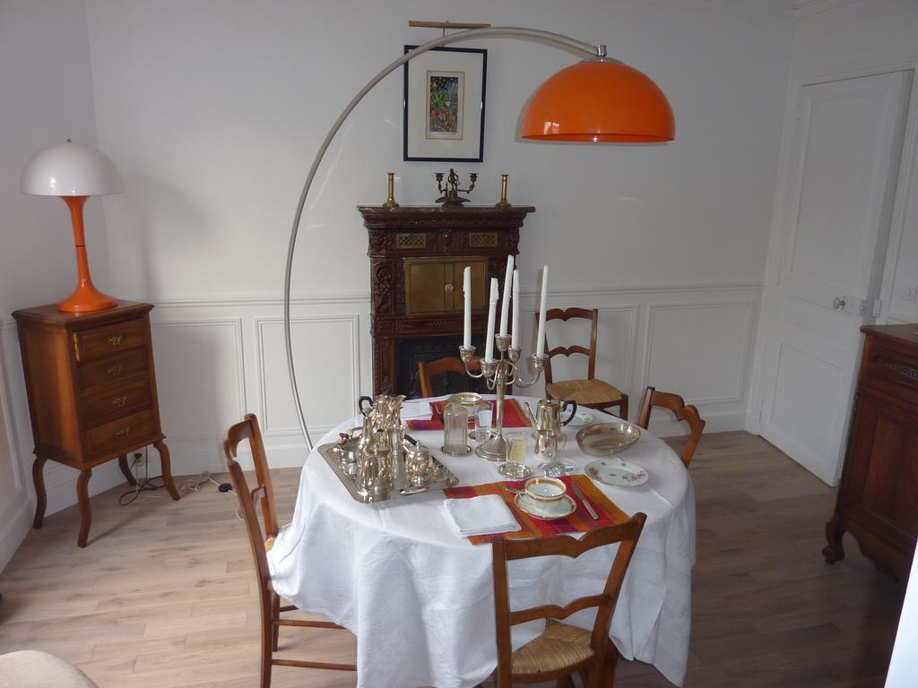 مبيت وإفطار لو بيرو سور مارن Maison Romantique المظهر الخارجي الصورة